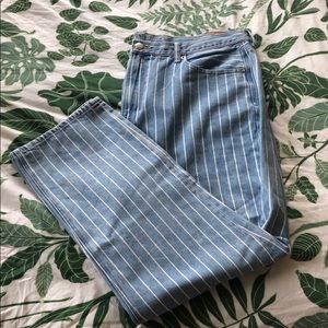 5/$30 NWOT AE Striped Mom Jean